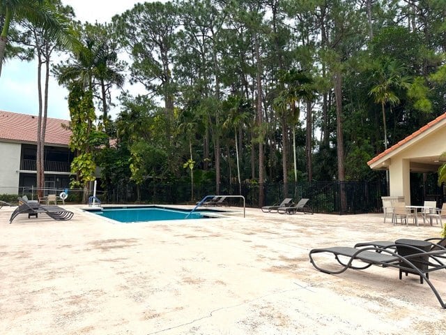 Foto del edificio - 5590 Coach House Cir