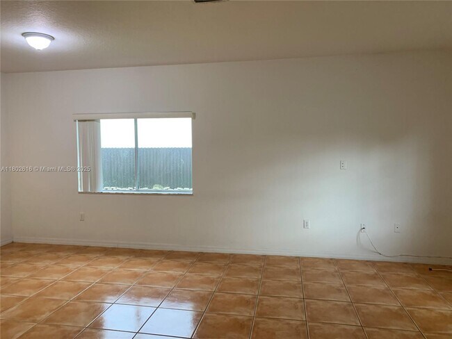 Building Photo - 18102 SW 156th Ct