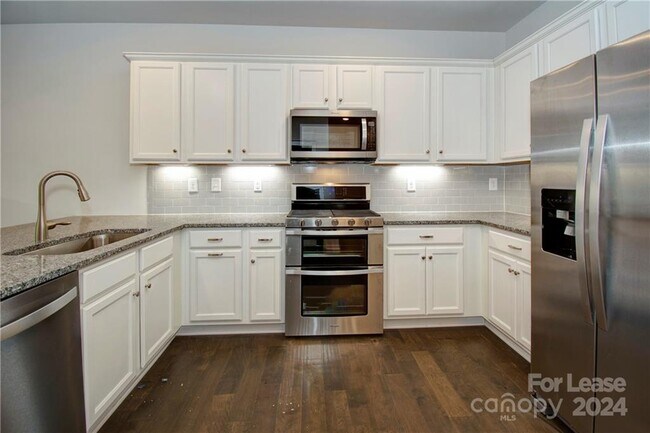 Building Photo - 3126 Glenn Hope Way