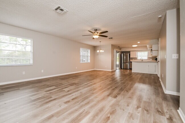 Building Photo - 151 Rainbow Blvd