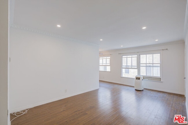 Building Photo - 1643 N Formosa Ave