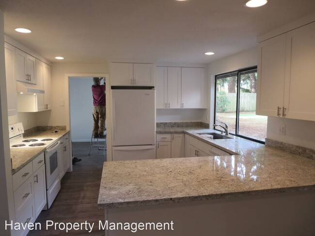 Foto del edificio - 3 br, 3 bath House - 31737 42nd Ave SW