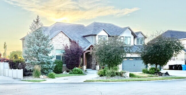 Foto del edificio - Luxury Estate With Pool, Spa and Gourmet K...