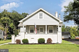Building Photo - 1236 Old Black Horse Pike