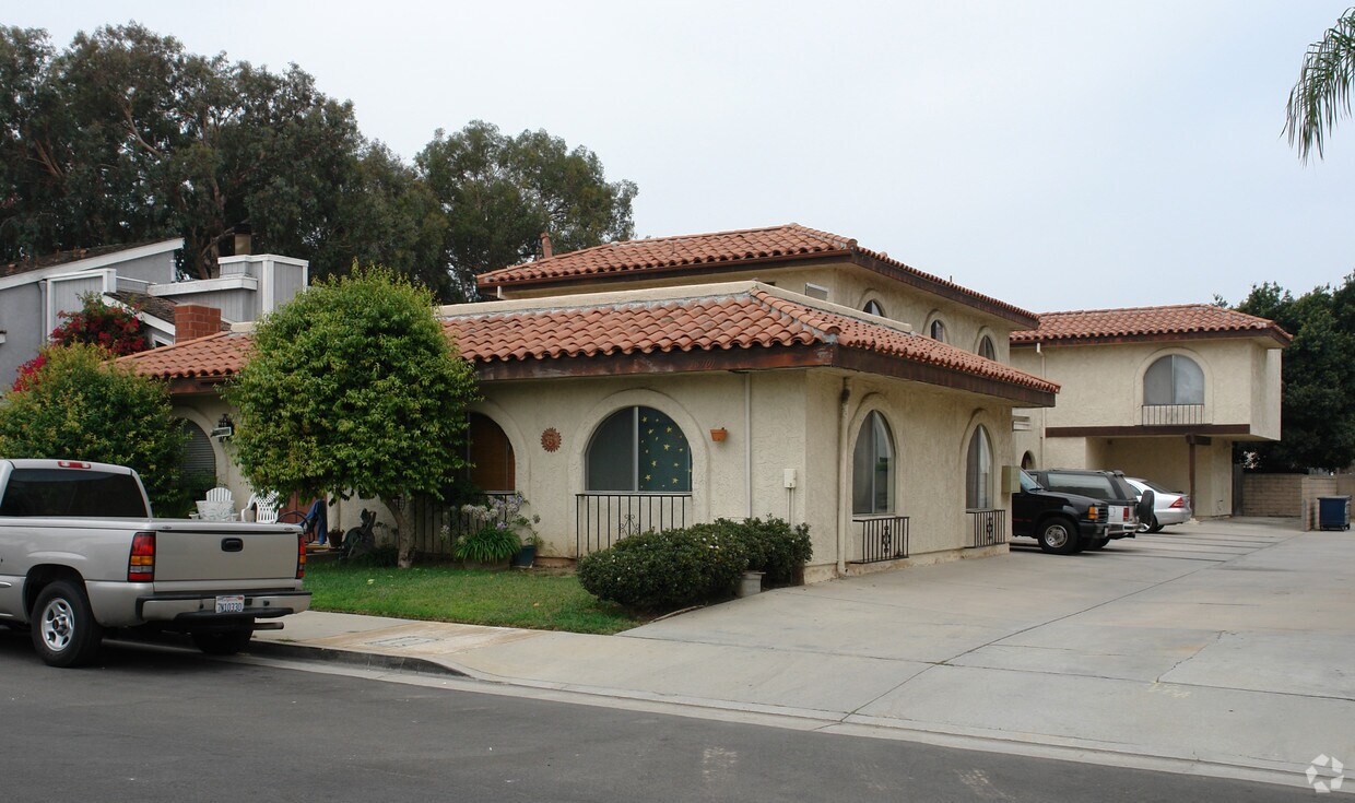 Primary Photo - 16701 Blanton St