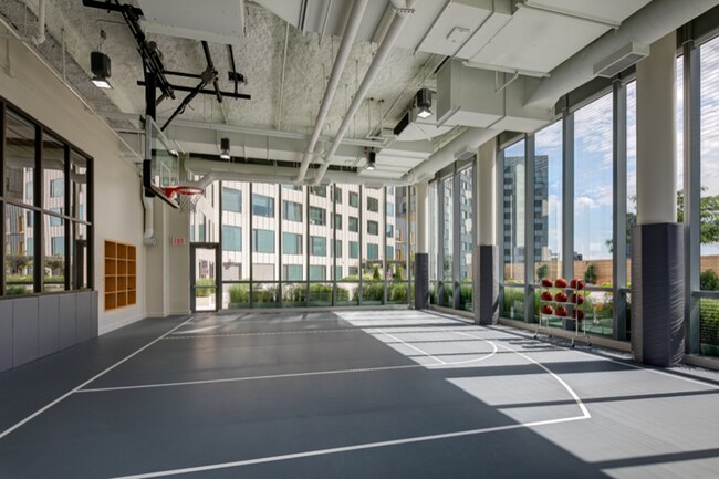 Foto del edificio - 10 City Point