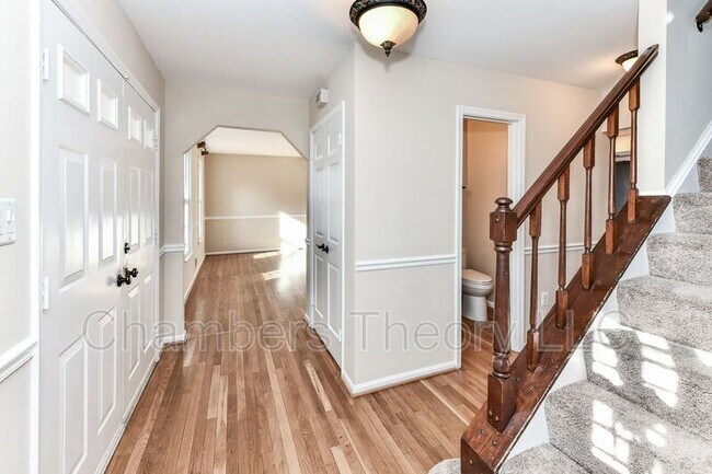 Foto del edificio - 12159 Holly Knoll Cir