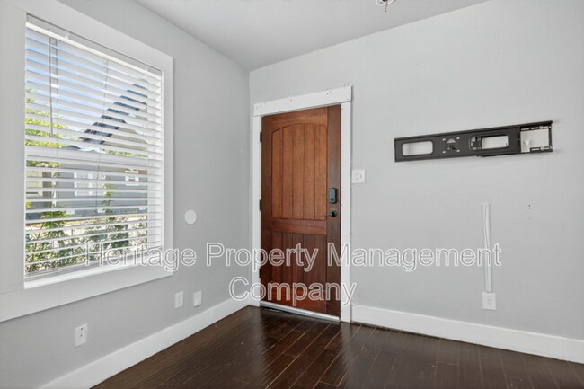 Foto del edificio - 1225 Michigan Ave