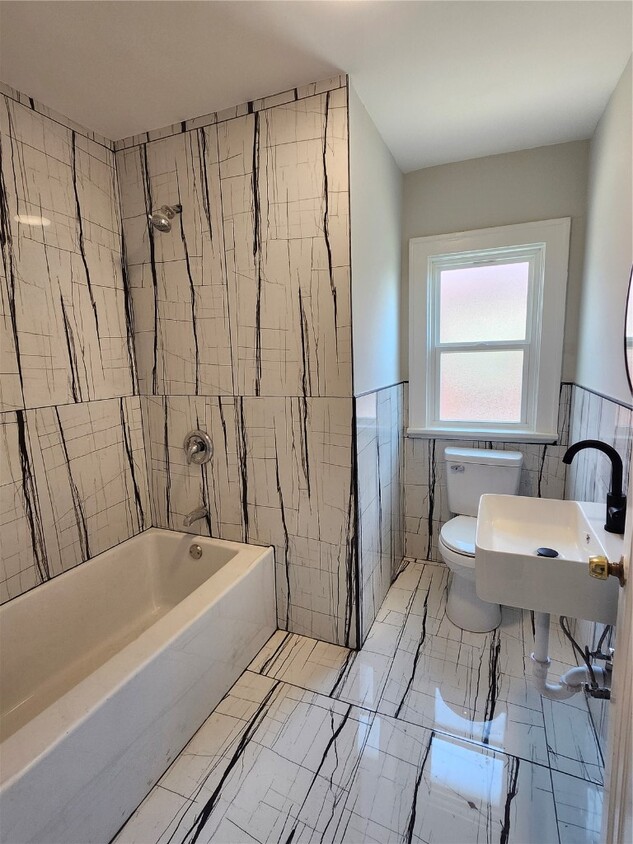 Foto del edificio - 8373 Elmore Ave