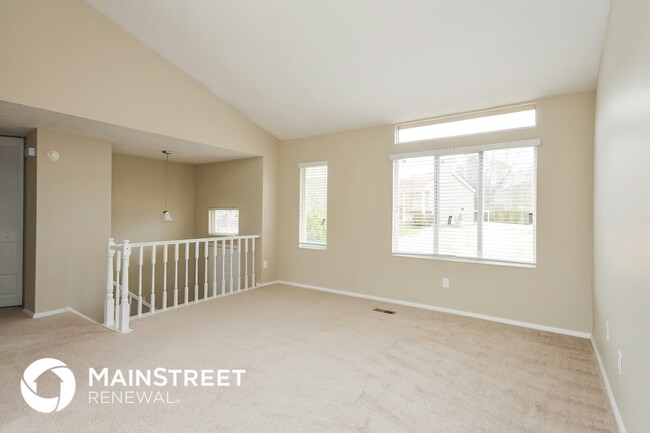 Foto del edificio - 2077 Raintree Pl