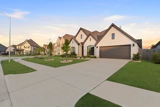 Building Photo - 2215 Crystal Reef Ct