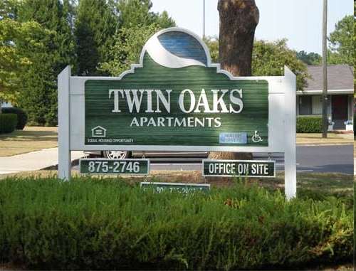 Foto del edificio - Twin Oaks Apartments