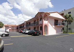Building Photo - North Point