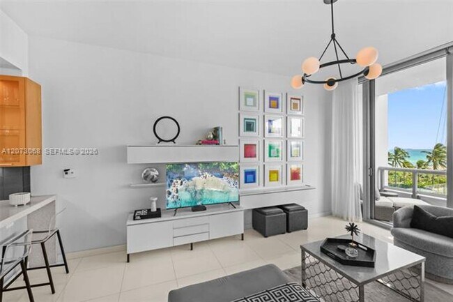 Foto del edificio - 6799 Collins Ave