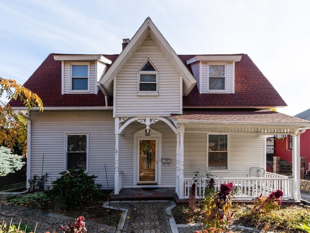 Primary Photo - 72 North St