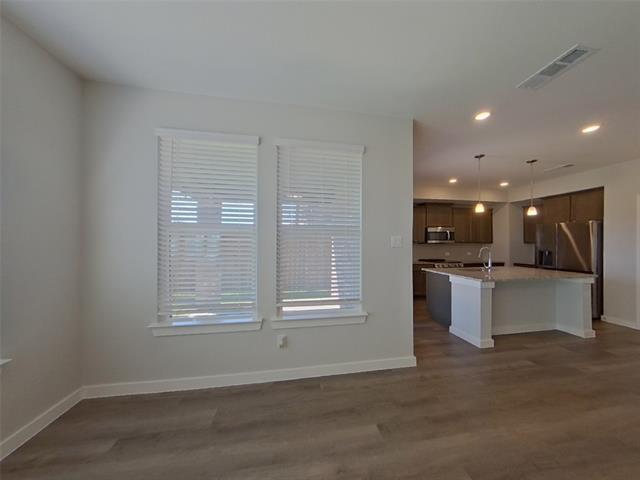 Foto del edificio - 8120 Brookhaven Dr