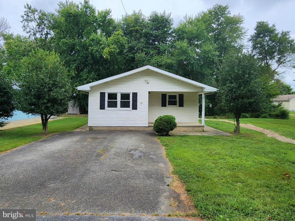 Primary Photo - 177 Fulton St