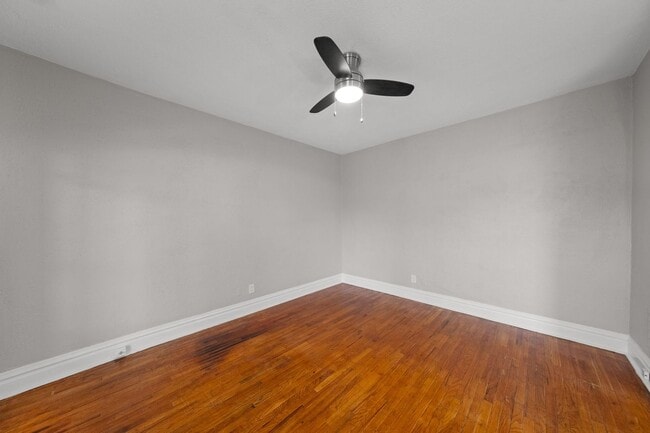 Building Photo - 3230 Delor St