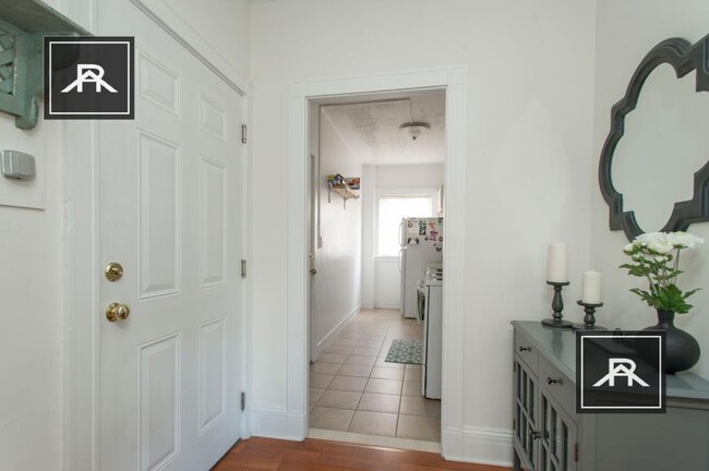 Foto del edificio - 1 bedroom in Newton MA 02460