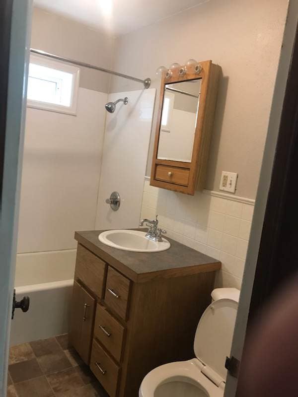 1410 7th St Unit 1, Harlan, IA 51537 Room for Rent in Harlan, IA