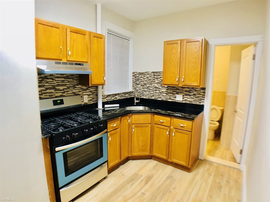 Primary Photo - 559 80th St