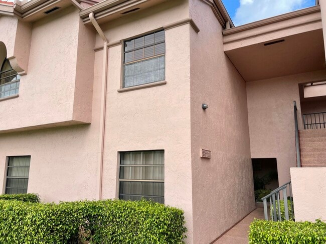 Building Photo - 5275 Europa Dr