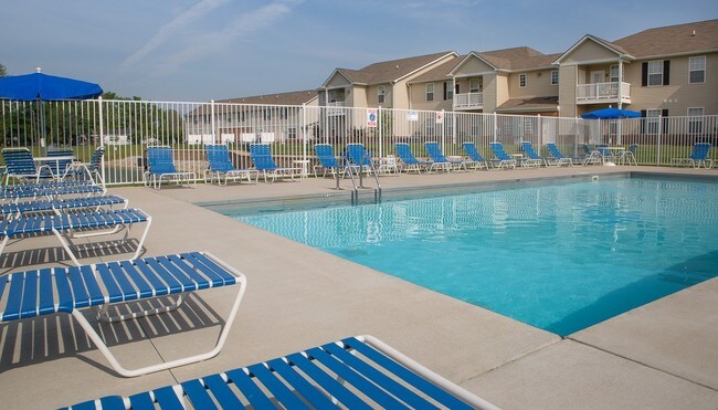 Pool - Bluestone Apartments