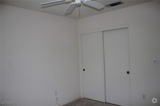 Building Photo - 2101 Poppywood Ave