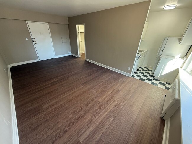 Interior Photo - Sixteen53 Prospect Avenue