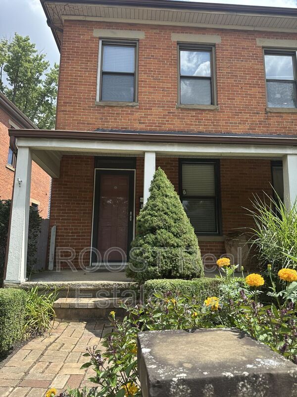 Foto principal - 820 Summit St