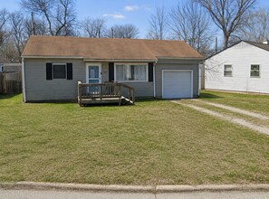 Building Photo - OM - Midlex Homes