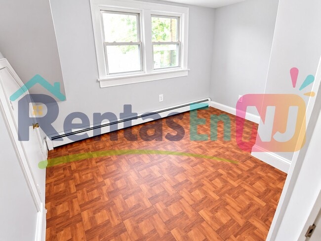 Building Photo - 96 Lindsley Ave