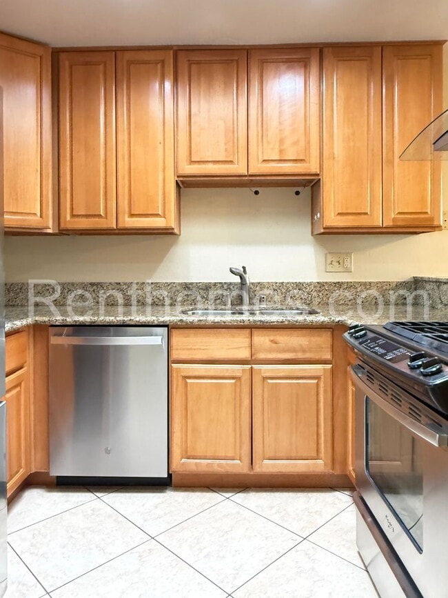 Building Photo - 9970 Dichondra Pl