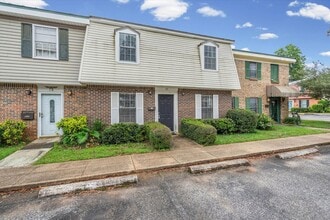 Building Photo - 4017 Cottage Hill Rd
