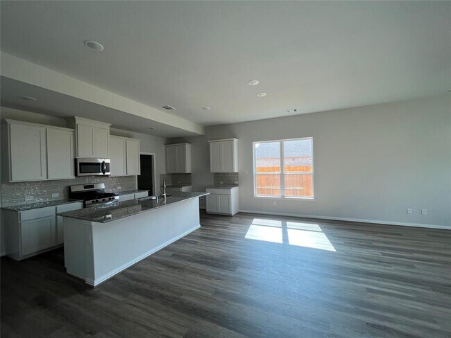 Building Photo - 216 Cambria Green Ln