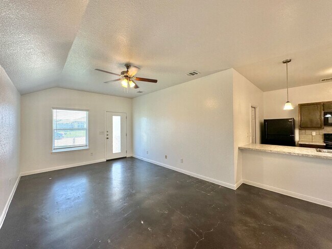 Building Photo - 4507 Skyflower Ln