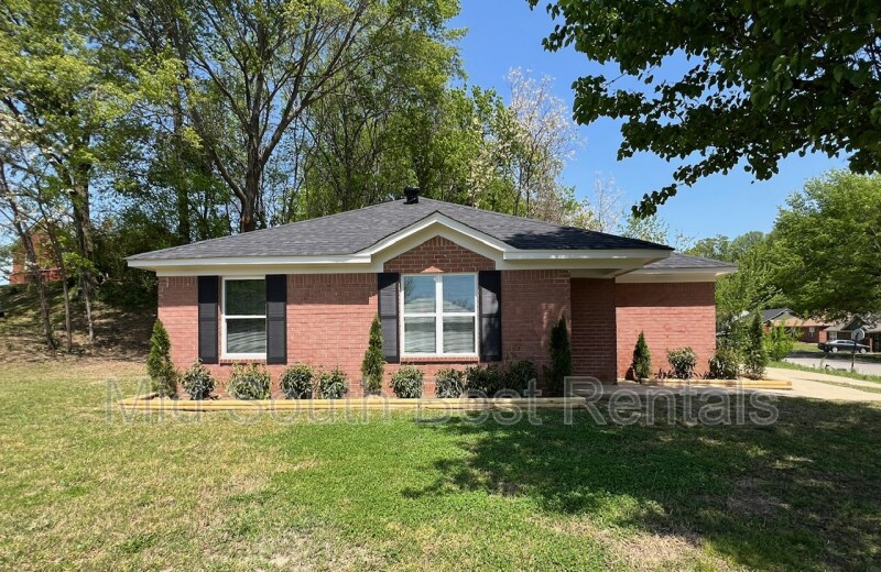 Primary Photo - 4185 Wagon Wheel Dr