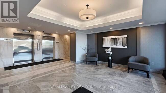 Photo du bâtiment - 2900-2900 Battleford Rd