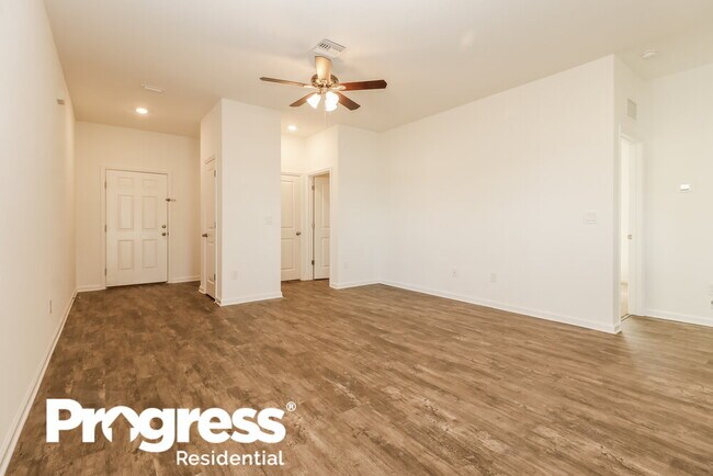Foto del edificio - 34949 Daisy St