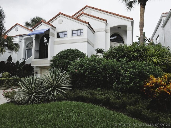 Building Photo - 13348 Mangrove Isle Dr