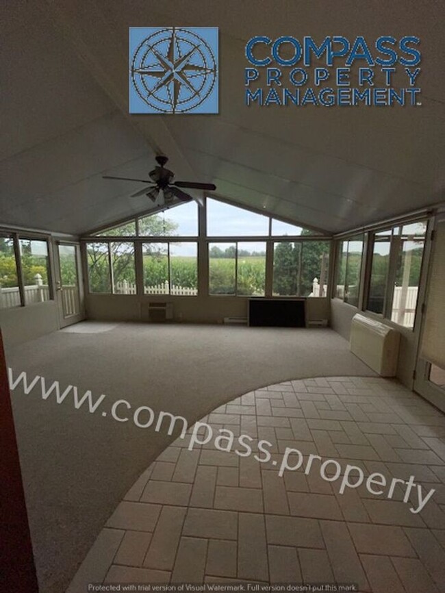 Building Photo - $1875 - 3 Bedroom BEAUTIFUL Ranch Home- Go...