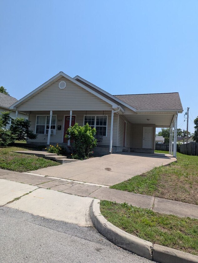 Primary Photo - FOR RENT – Gorgeous 3 Bed, 2 Bath Home in ...