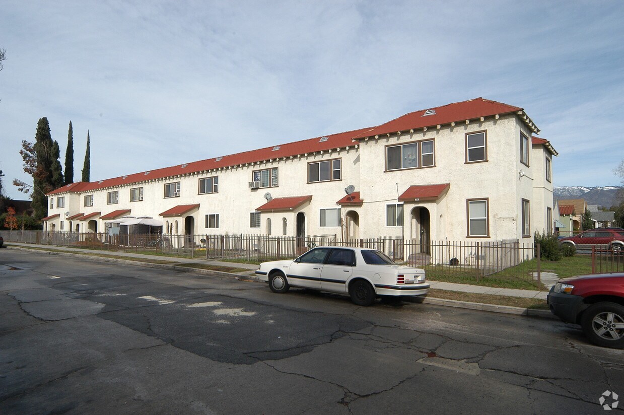 Foto del edificio - 706-734 W Virginia Ave