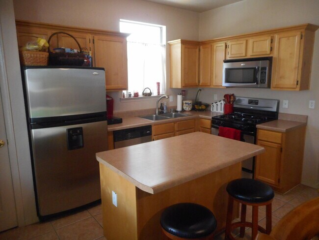 Foto del edificio - 6031 Camden Lake St
