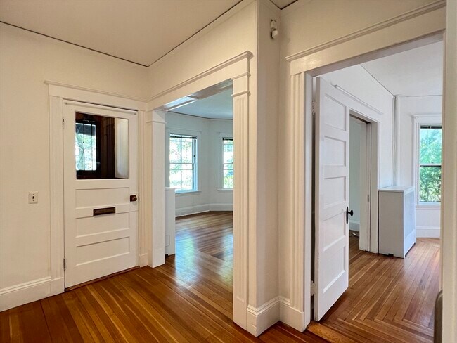 Foto del edificio - 71 Fayerweather St