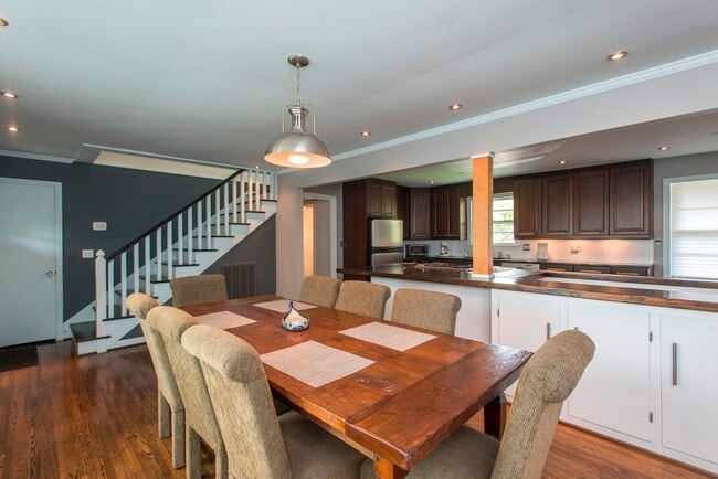 Dining Room - 1803 Ashwood Ave