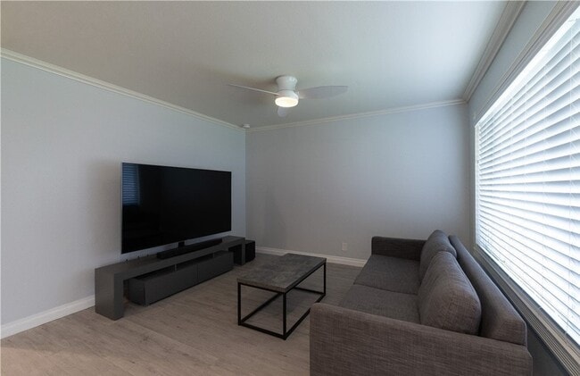 Foto del edificio - 19772 Cambridge Ln