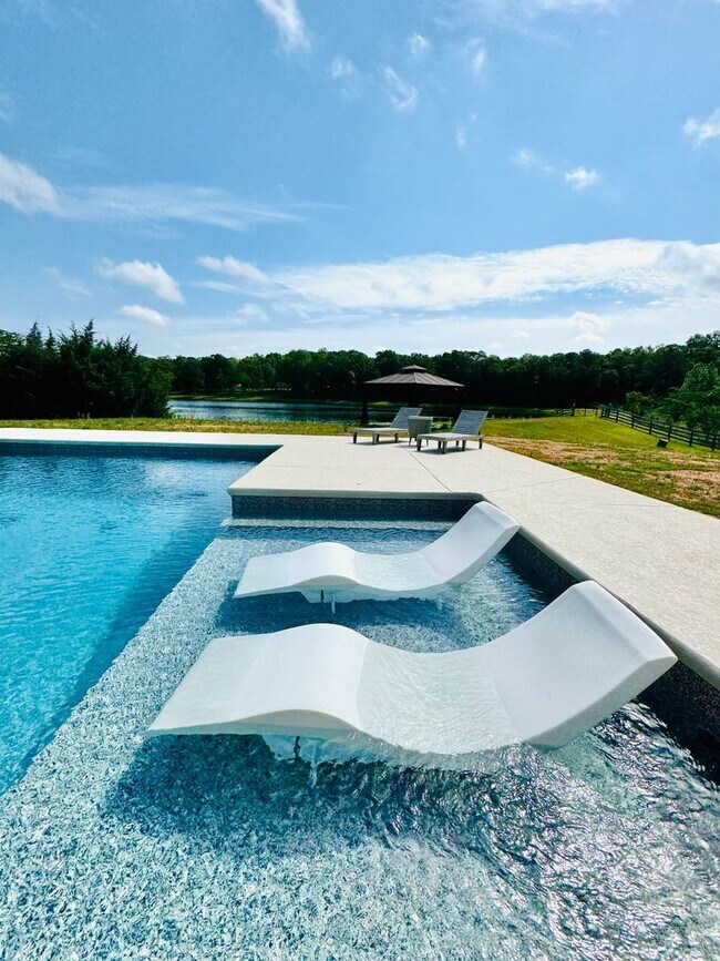Foto del edificio - 437 County Rd 561