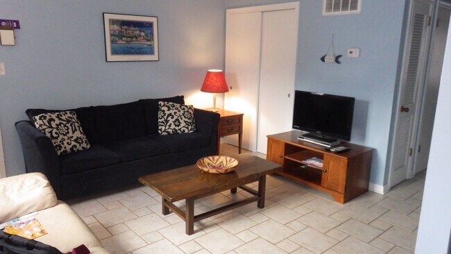 Foto del edificio - SHORE ACRES CONDO