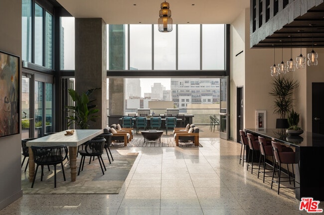 Foto del edificio - 601 Eleventh Ave